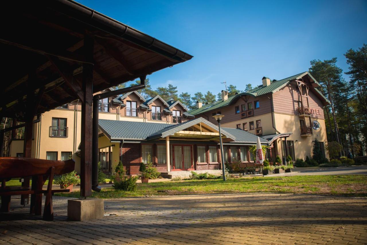 Hotel Eljot Sielpia Wielka Exterior photo